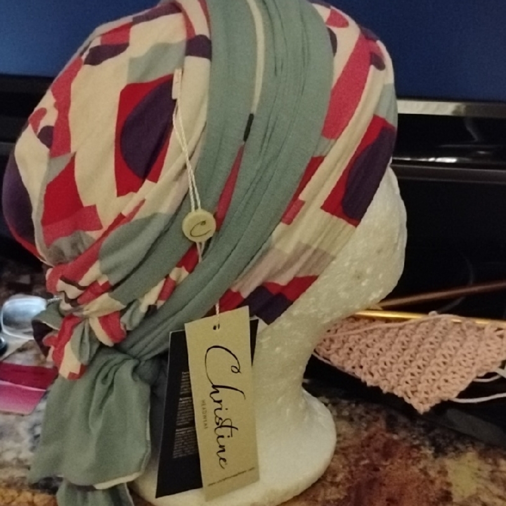 Colorful Patterned Headscarf - Picture 4 of 9